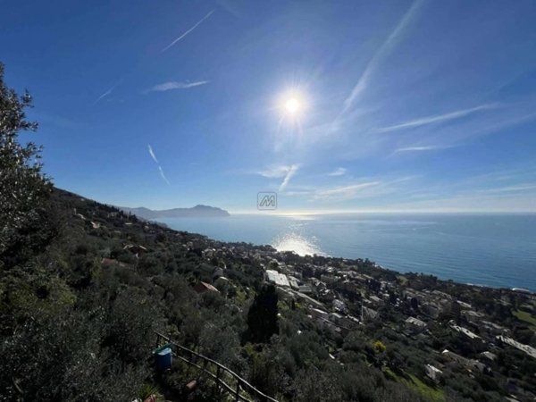 casa indipendente in vendita a Genova in zona Nervi