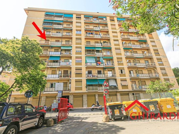 appartamento in vendita a Genova in zona Sestri Ponente