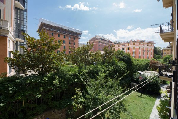 appartamento in vendita a Genova in zona Albaro