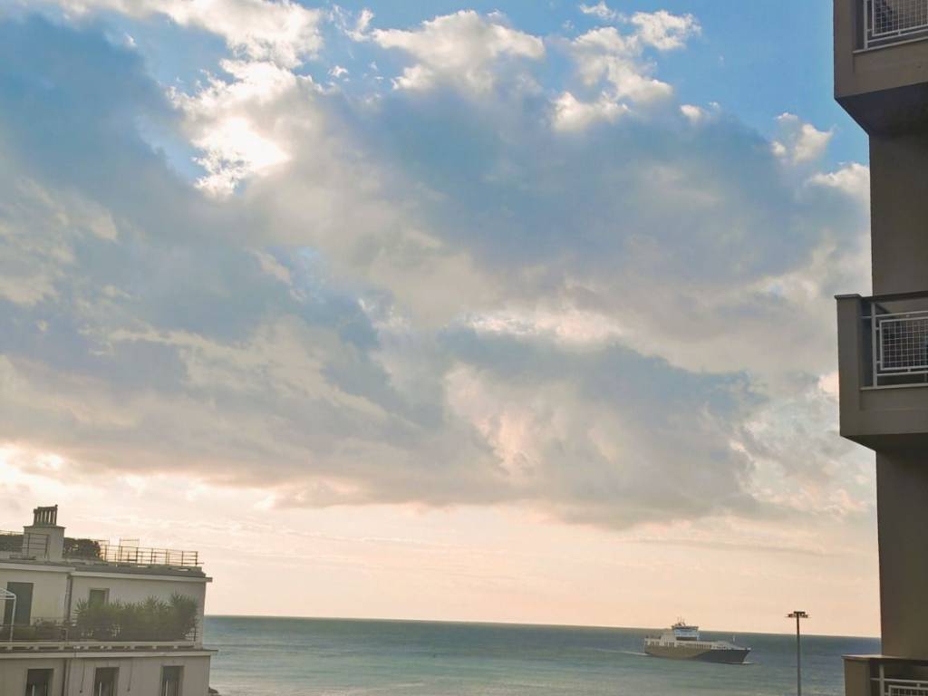 appartamento in vendita a Genova in zona Foce