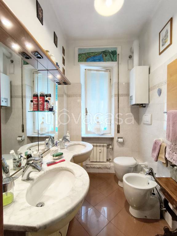 appartamento in vendita a Genova in zona Sampierdarena