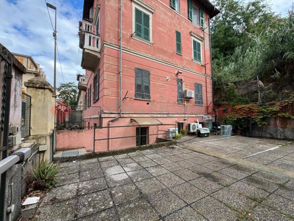 appartamento in vendita a Genova