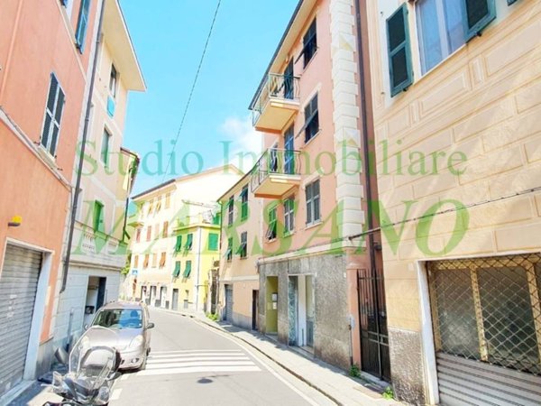 locale commerciale in vendita a Genova in zona Nervi