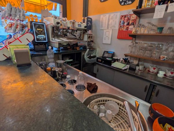 negozio in vendita a Genova in zona San Fruttuoso