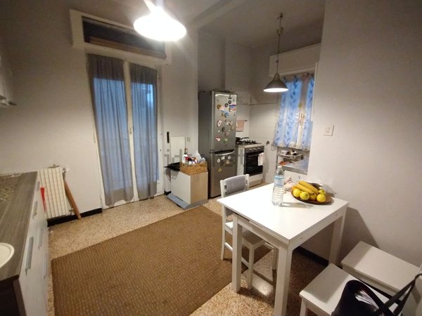 appartamento in vendita a Genova in zona Rivarolo