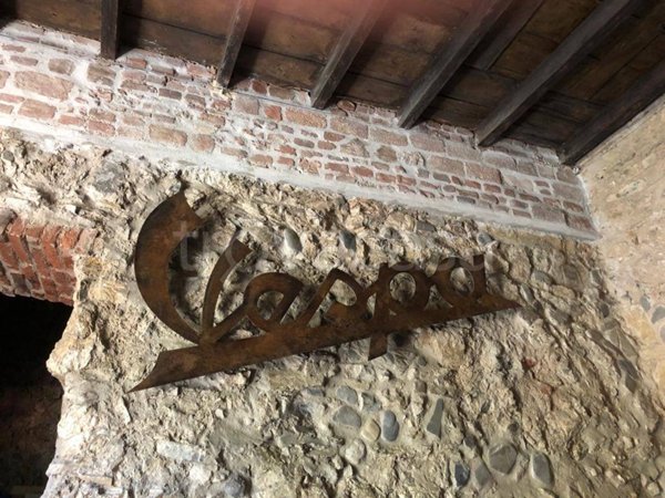 locale commerciale in vendita a Genova in zona Staglieno