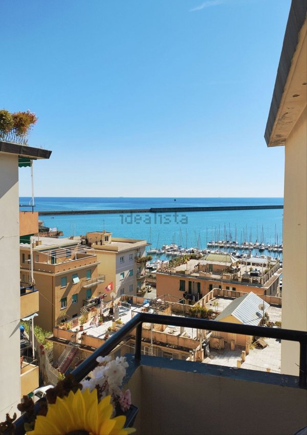 appartamento in vendita a Genova in zona Pegli