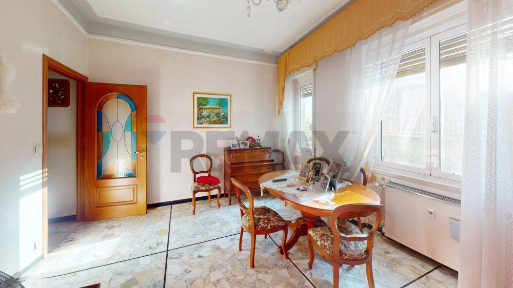 appartamento in vendita a Genova in zona Palmaro / Pra'