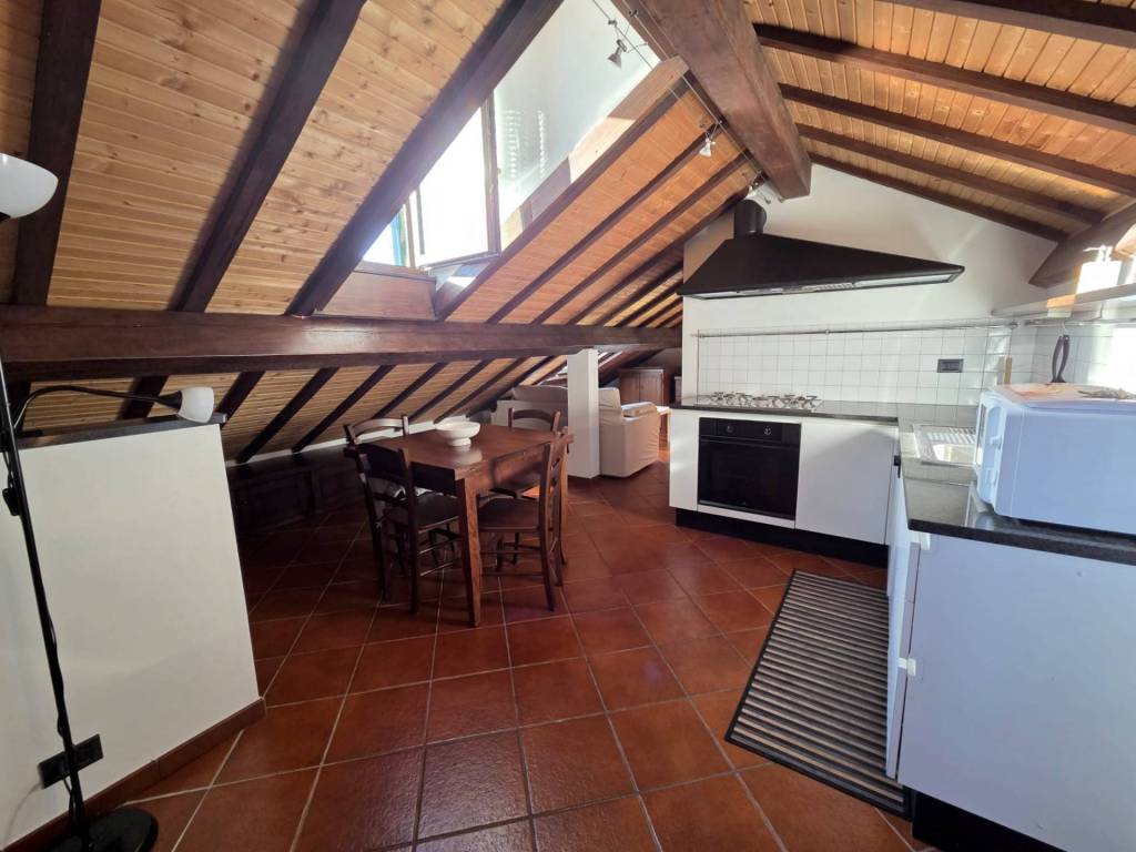 appartamento in vendita a Genova in zona Palmaro / Pra'