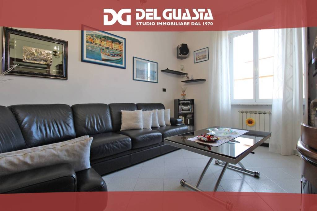 appartamento in vendita a Genova in zona Certosa