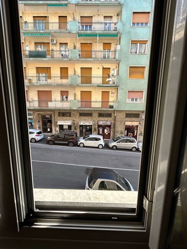 appartamento in vendita a Genova in zona Palmaro / Pra'