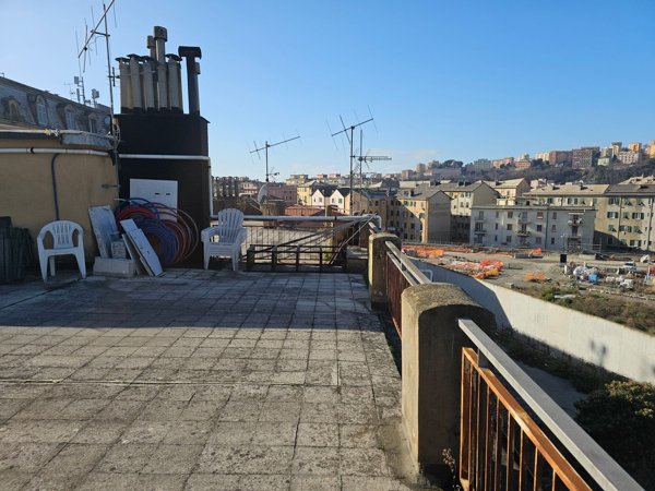 appartamento in vendita a Genova in zona Sampierdarena
