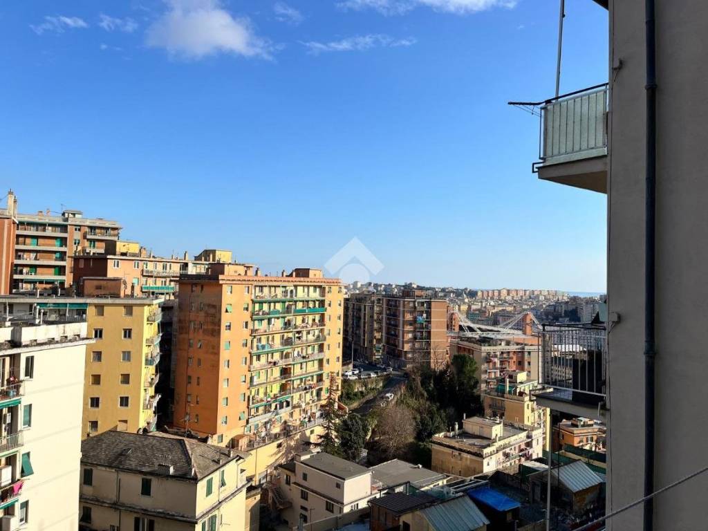 appartamento in vendita a Genova in zona Marassi