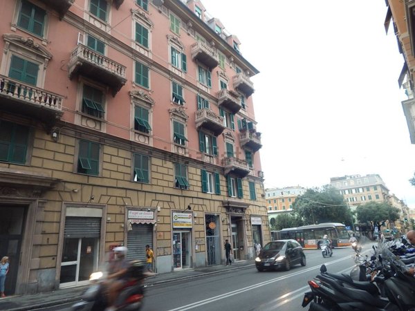 negozio in vendita a Genova in zona San Fruttuoso