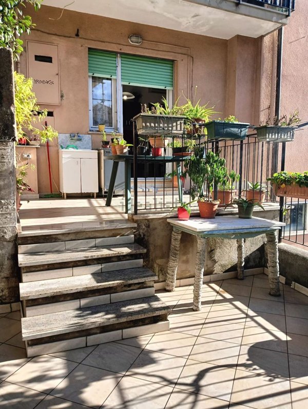 appartamento in vendita a Genova in zona Struppa