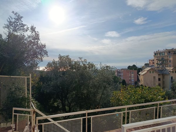 appartamento in vendita a Genova in zona Apparizione