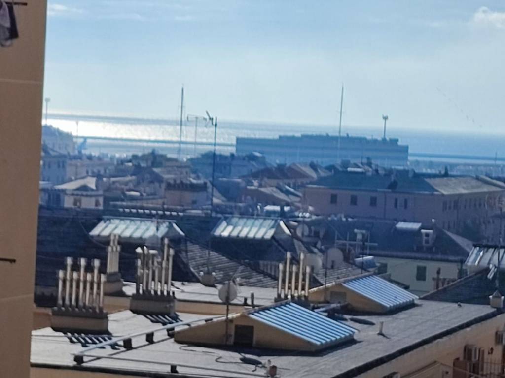 appartamento in vendita a Genova in zona Sestri Ponente