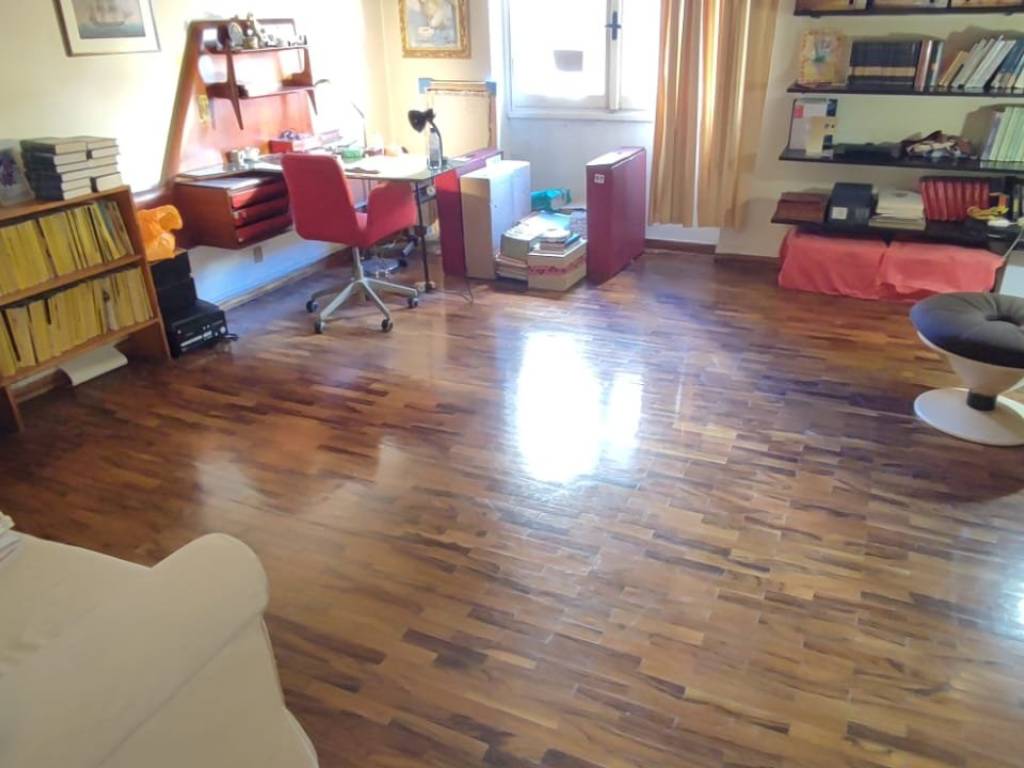 appartamento in vendita a Genova in zona Albaro