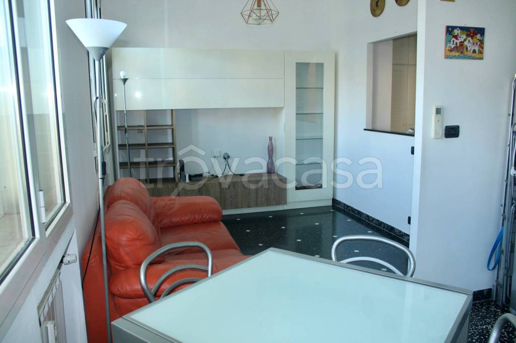 appartamento in vendita a Genova in zona Lagaccio / Granarolo