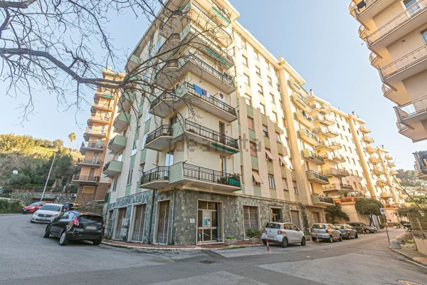 appartamento in vendita a Genova in zona Pegli