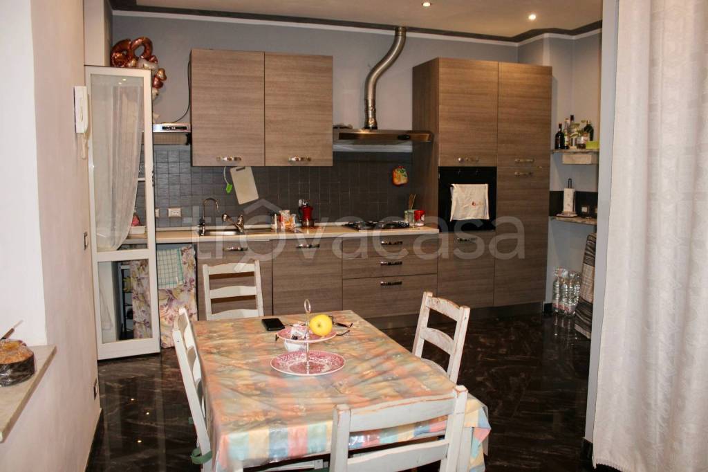 appartamento in vendita a Genova in zona Marassi