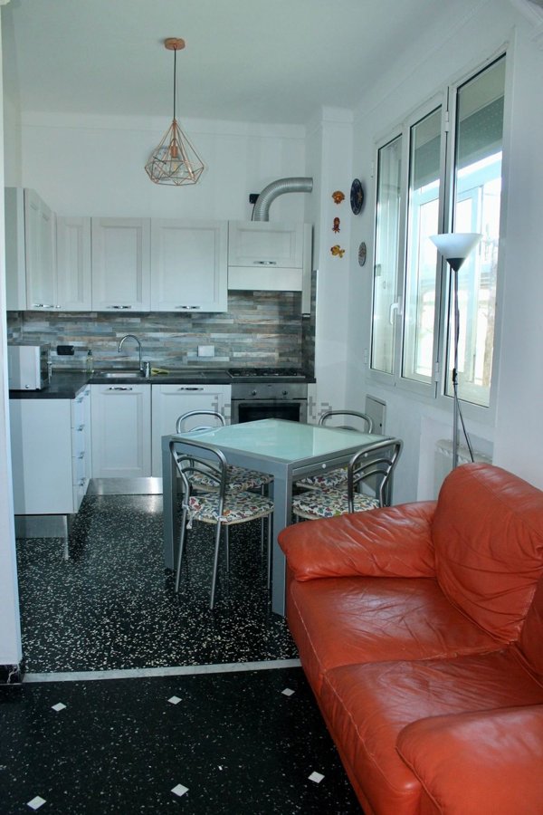 appartamento in vendita a Genova in zona Lagaccio / Granarolo