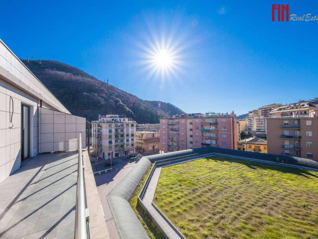 appartamento in vendita a Genova in zona Molassana
