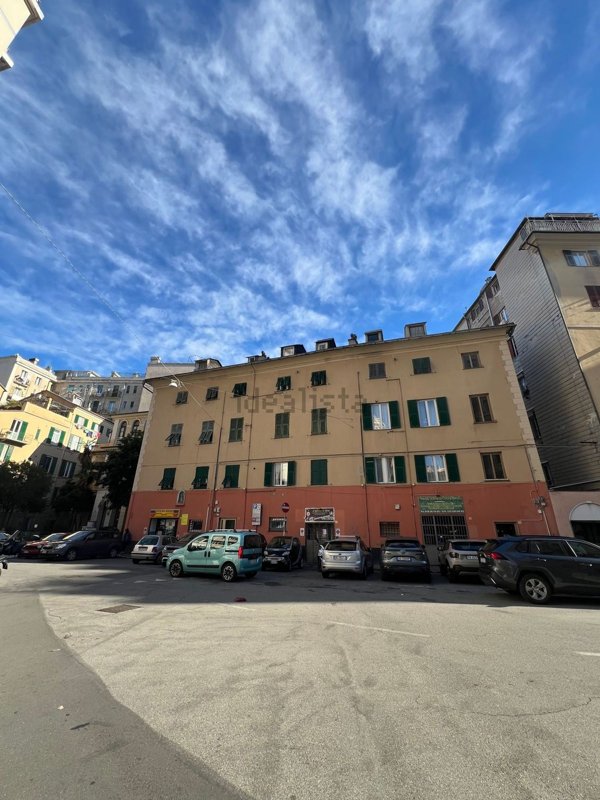 appartamento in vendita a Genova in zona Foce