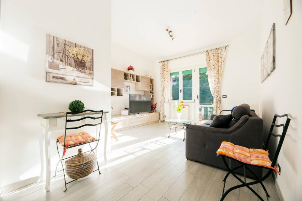 appartamento in vendita a Genova in zona Marassi