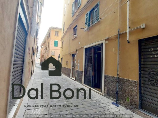 locale di sgombero in vendita a Genova in zona DiNegro