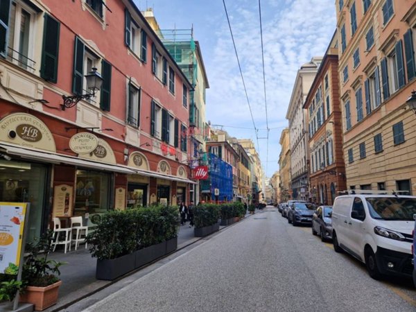 appartamento in vendita a Genova in zona Lagaccio / Granarolo