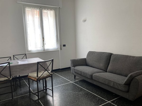 appartamento in vendita a Genova in zona Molassana