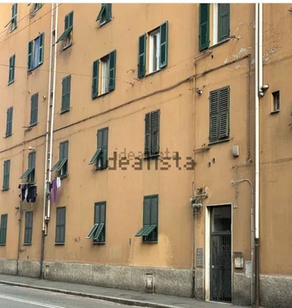 appartamento in vendita a Genova in zona Sampierdarena