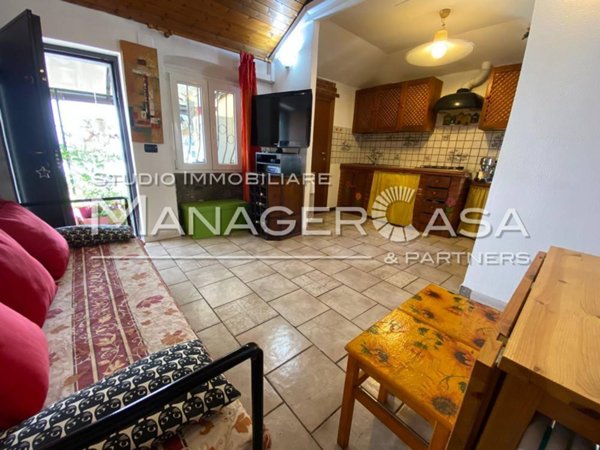 appartamento in vendita a Genova in zona Quezzi