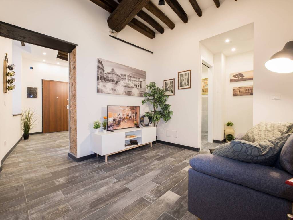 appartamento in vendita a Genova in zona Sottoripa / Maddalena / Molo