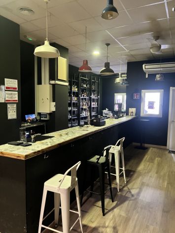 negozio in vendita a Genova in zona Sestri Ponente