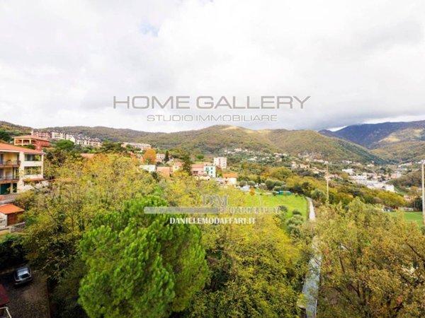 appartamento in vendita a Genova in zona Molassana