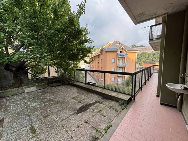 appartamento in vendita a Genova in zona Marassi