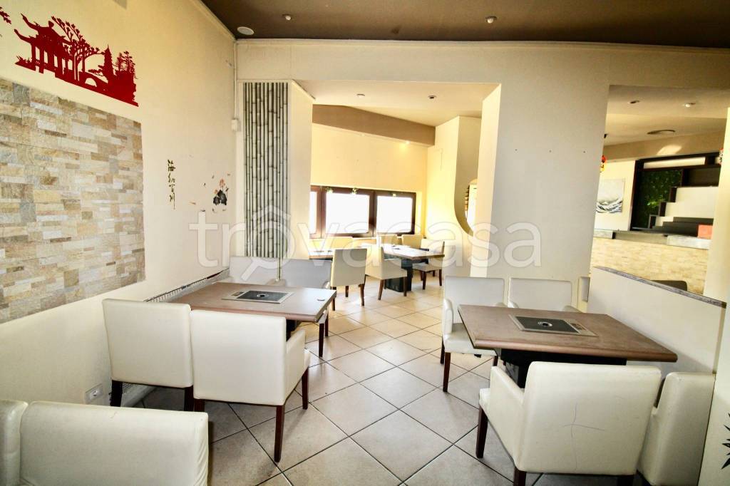 negozio in vendita a Genova in zona Sturla