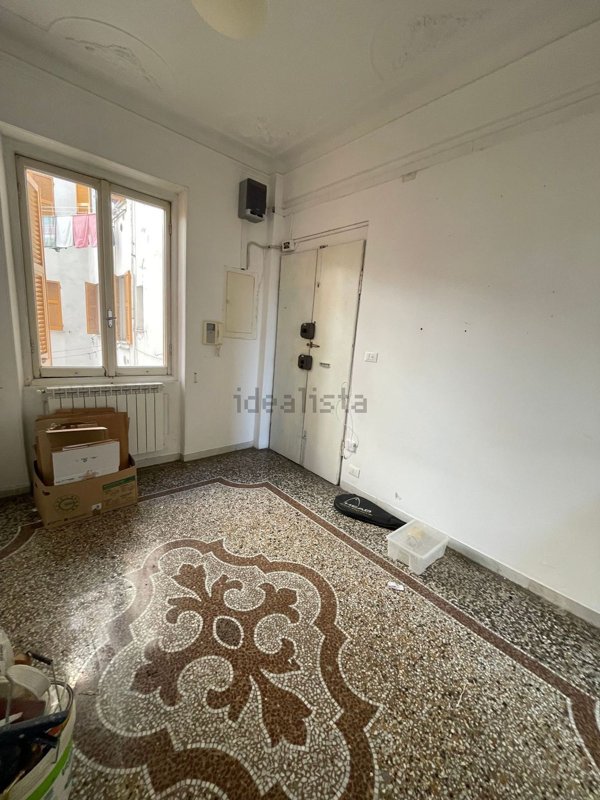 appartamento in vendita a Genova in zona Staglieno