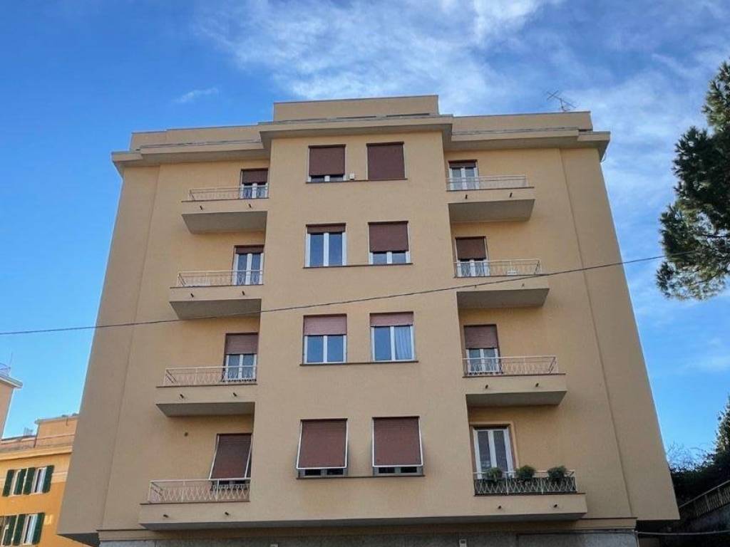 appartamento in vendita a Genova in zona Albaro