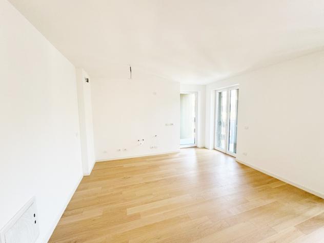 appartamento in vendita a Genova in zona Quarto dei Mille