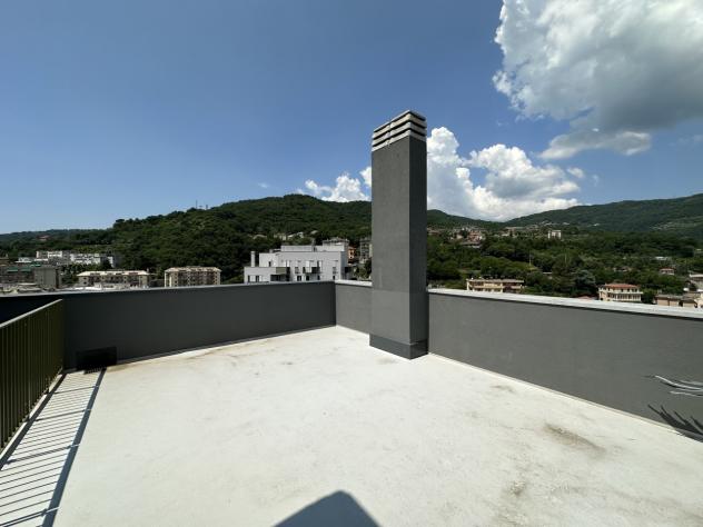 appartamento in vendita a Genova in zona Quarto dei Mille