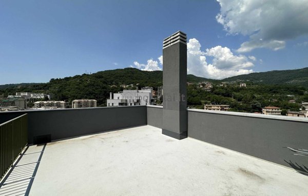 appartamento in vendita a Genova in zona Quarto dei Mille