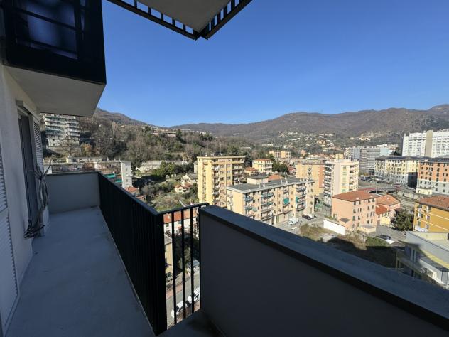 appartamento in vendita a Genova in zona Quarto dei Mille