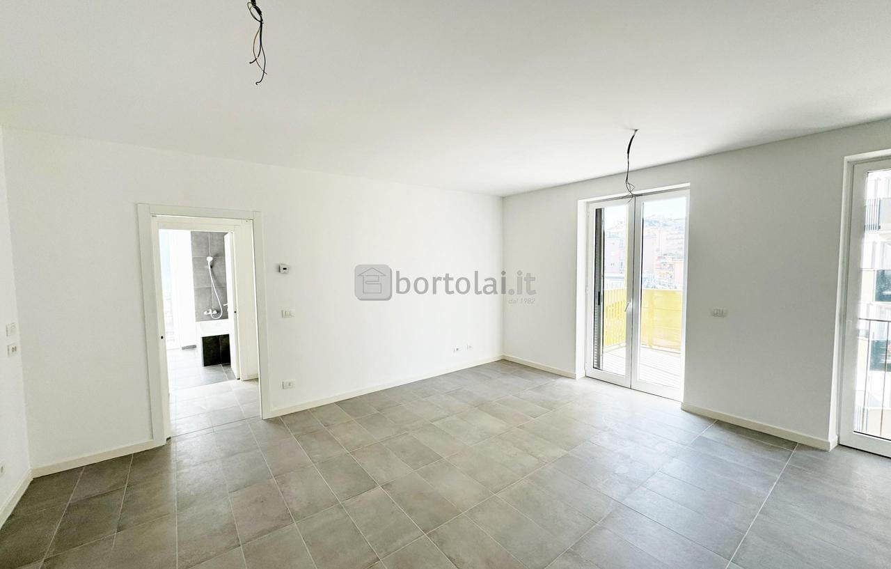 appartamento in vendita a Genova in zona Quarto dei Mille