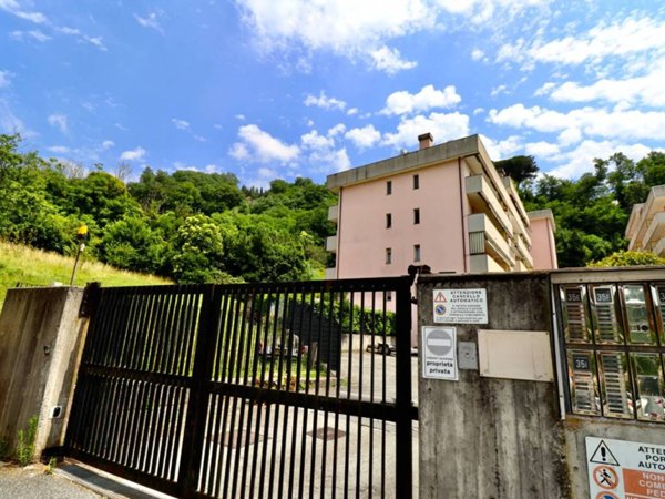 appartamento in vendita a Genova in zona Pontedecimo