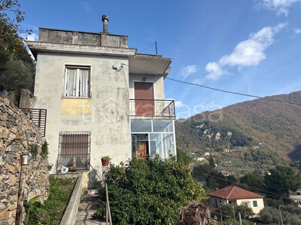 casa indipendente in vendita a Genova in zona Bavari