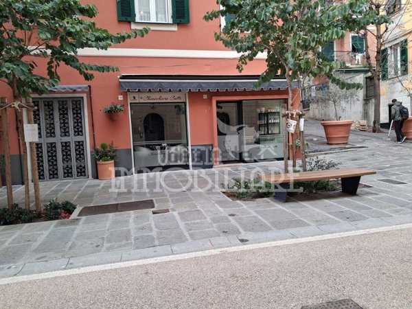 negozio in vendita a Genova in zona Nervi
