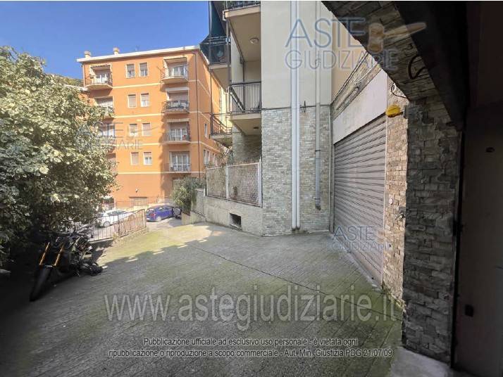 appartamento in vendita a Genova in zona Sampierdarena